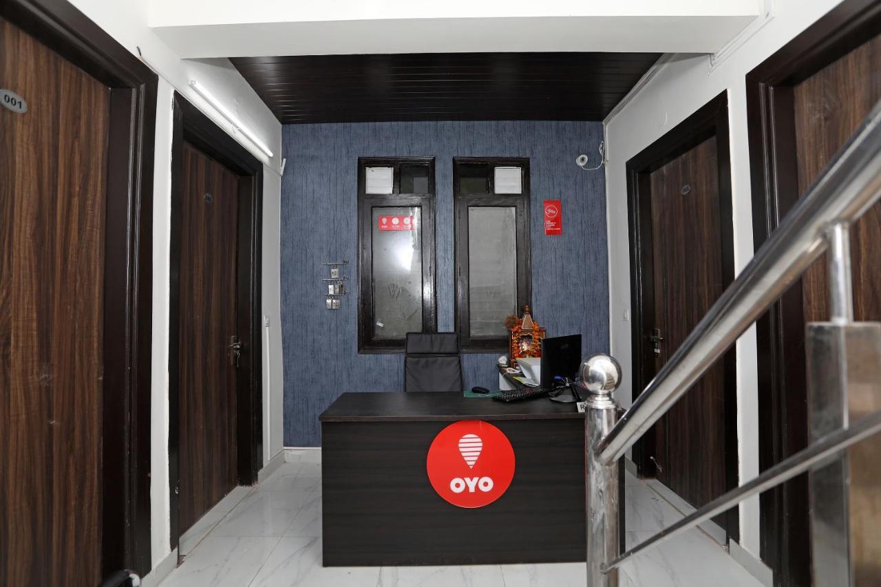 Tipsyy Inn 015 Gurgaon Bagian luar foto