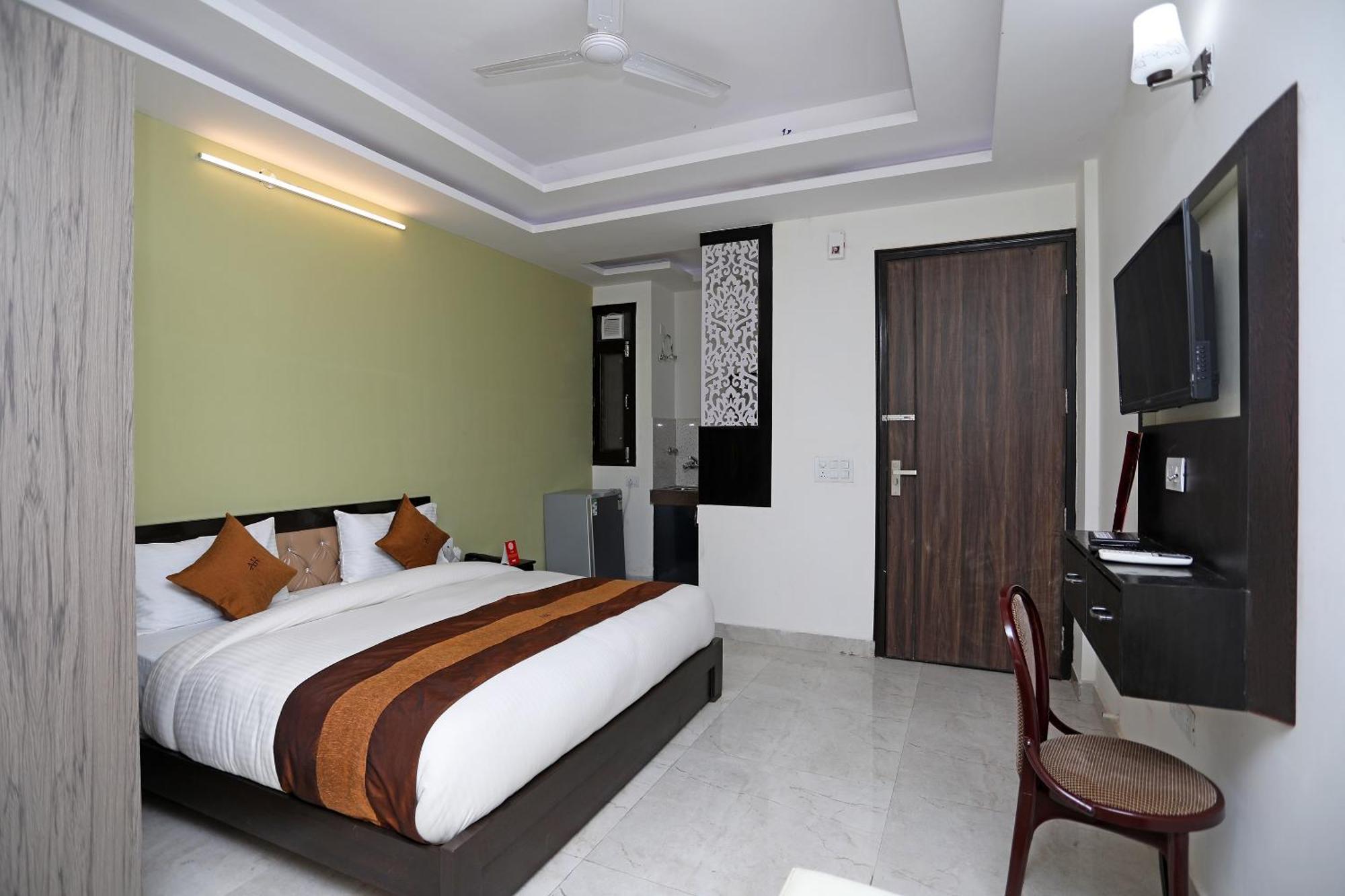 Tipsyy Inn 015 Gurgaon Bagian luar foto