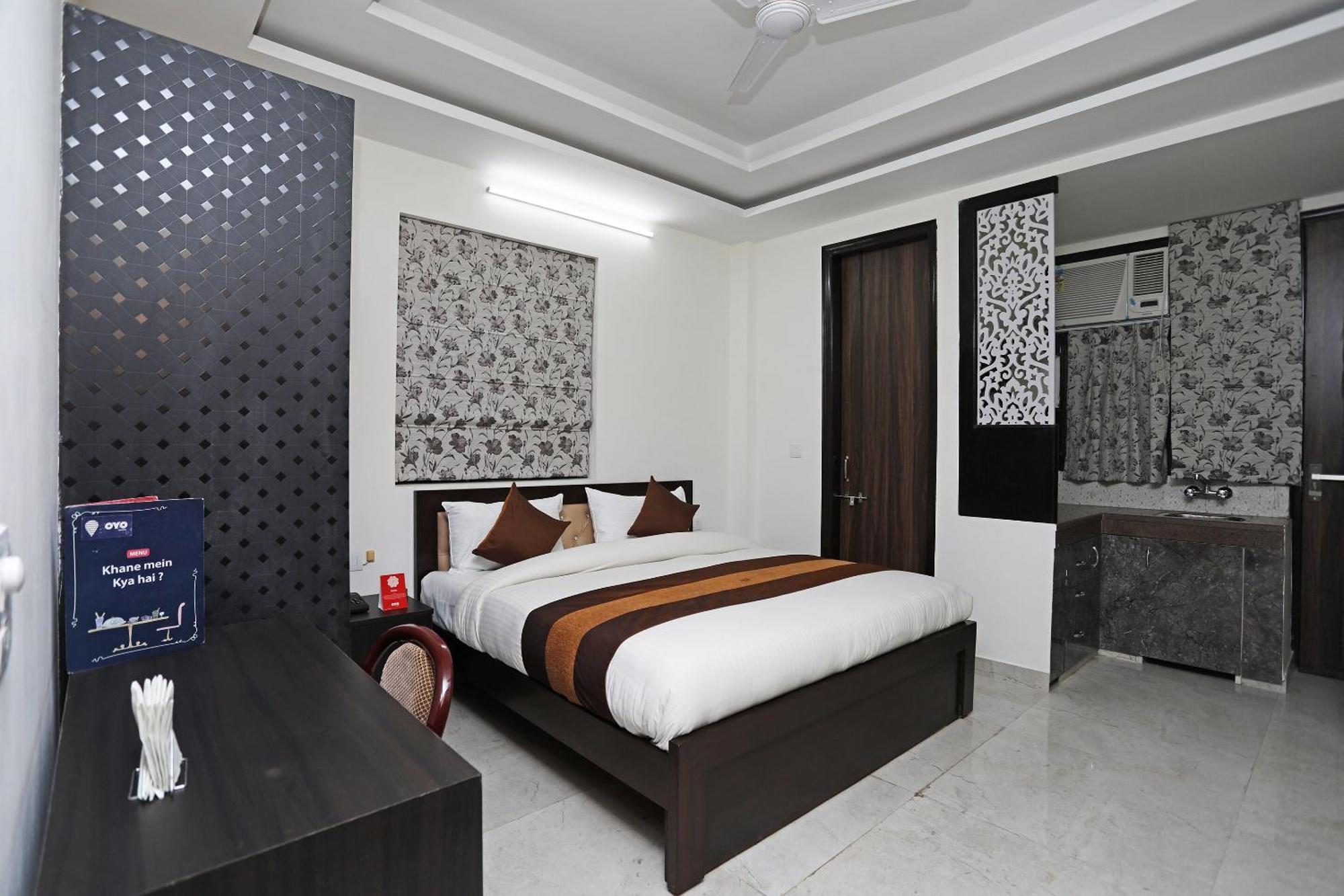 Tipsyy Inn 015 Gurgaon Bagian luar foto